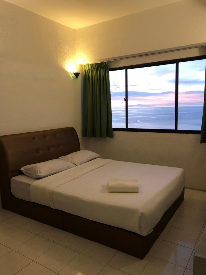 Beach Resort Home Stay Sri Sayang Apartment Batu Ferringhi 2Bedroom Екстериор снимка