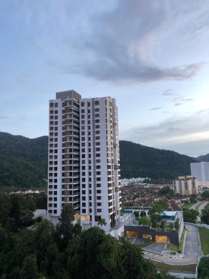 Beach Resort Home Stay Sri Sayang Apartment Batu Ferringhi 2Bedroom Екстериор снимка